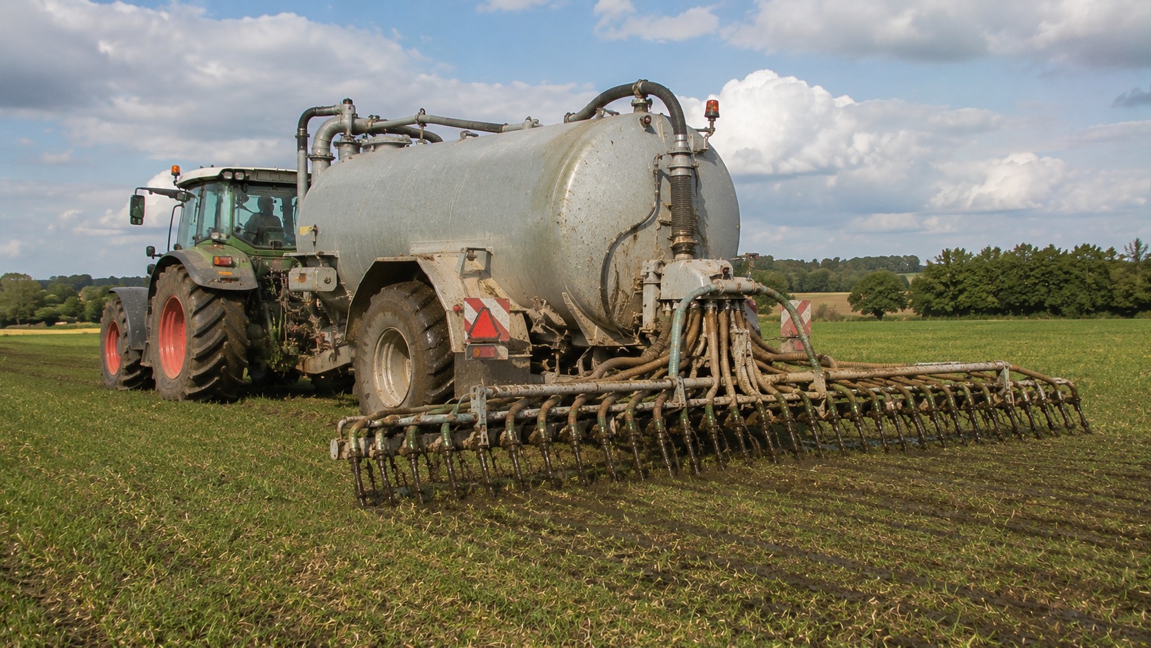 Vue agricole consacrée à tonne à lisier