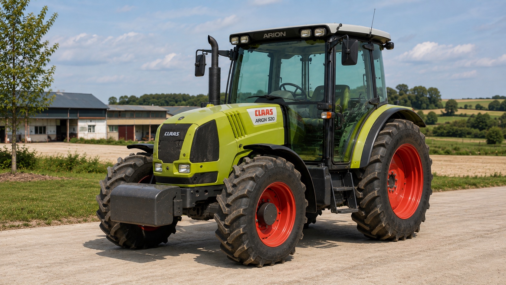 Tracteur CLAAS ARION 520 présenté dans un environnement agricole