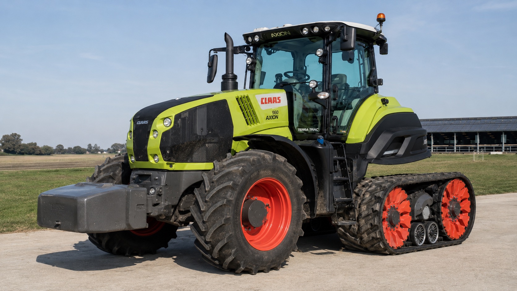 Tracteur CLAAS AXION 960 TERRA TRAC présenté dans un environnement agricole