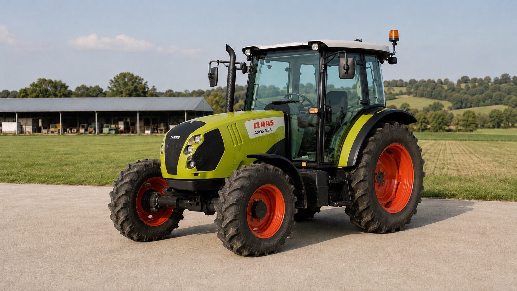 Tracteur CLAAS AXOS 3.95 présenté dans un environnement agricole