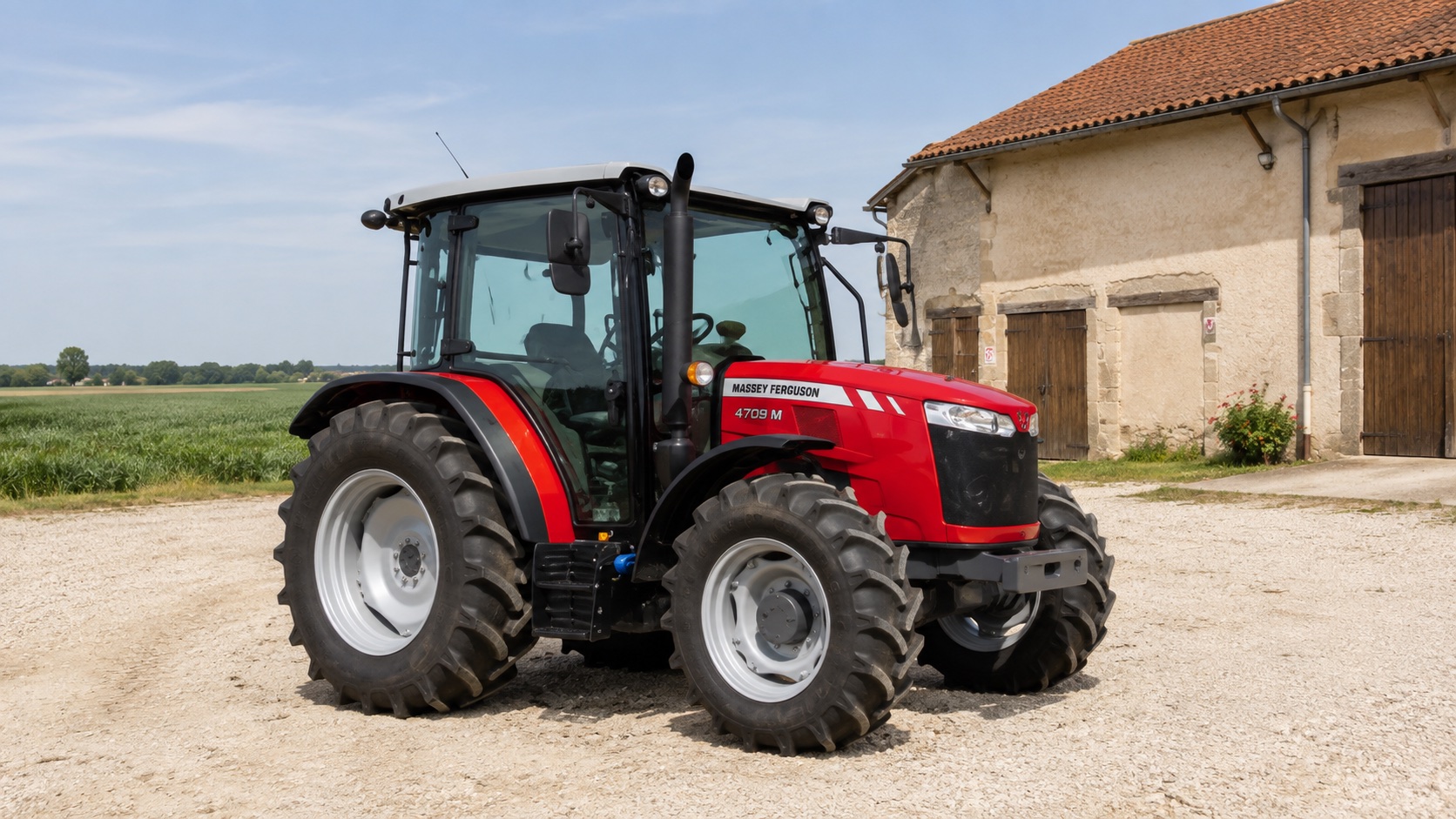 Tracteur Massey Ferguson 4709 M présenté dans un environnement agricole