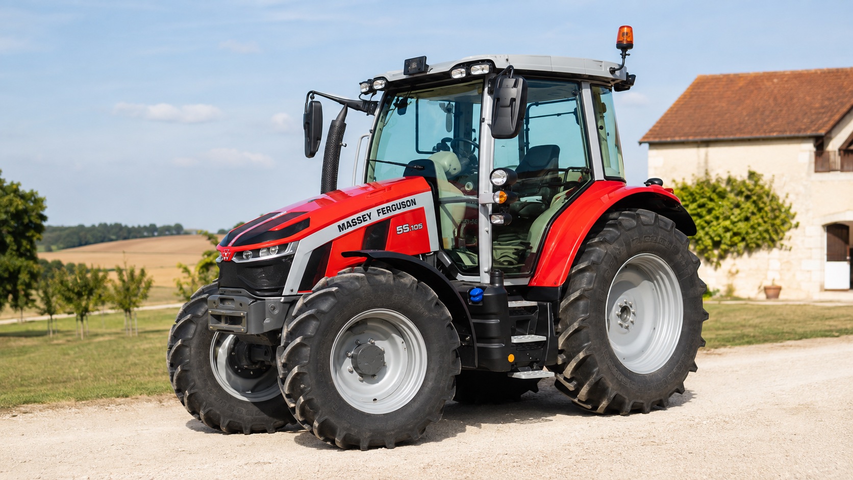 Tracteur Massey Ferguson 5S.105 présenté dans un environnement agricole