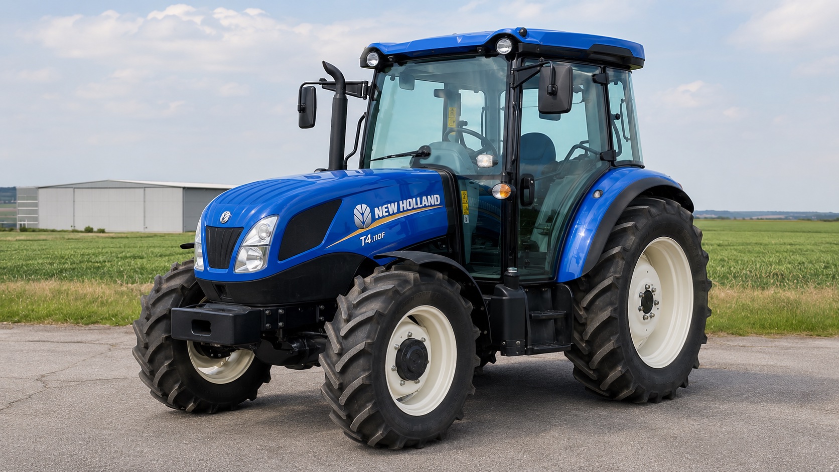 Tracteur New Holland T4.110F présenté dans un environnement agricole