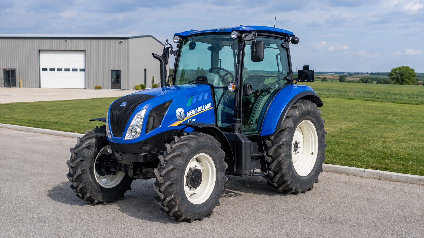 Tracteur New Holland T5.80 présenté dans un environnement agricole