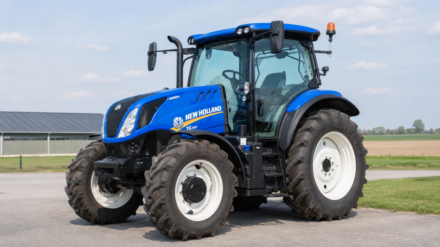 Tracteur New Holland T6.160 présenté dans un environnement agricole