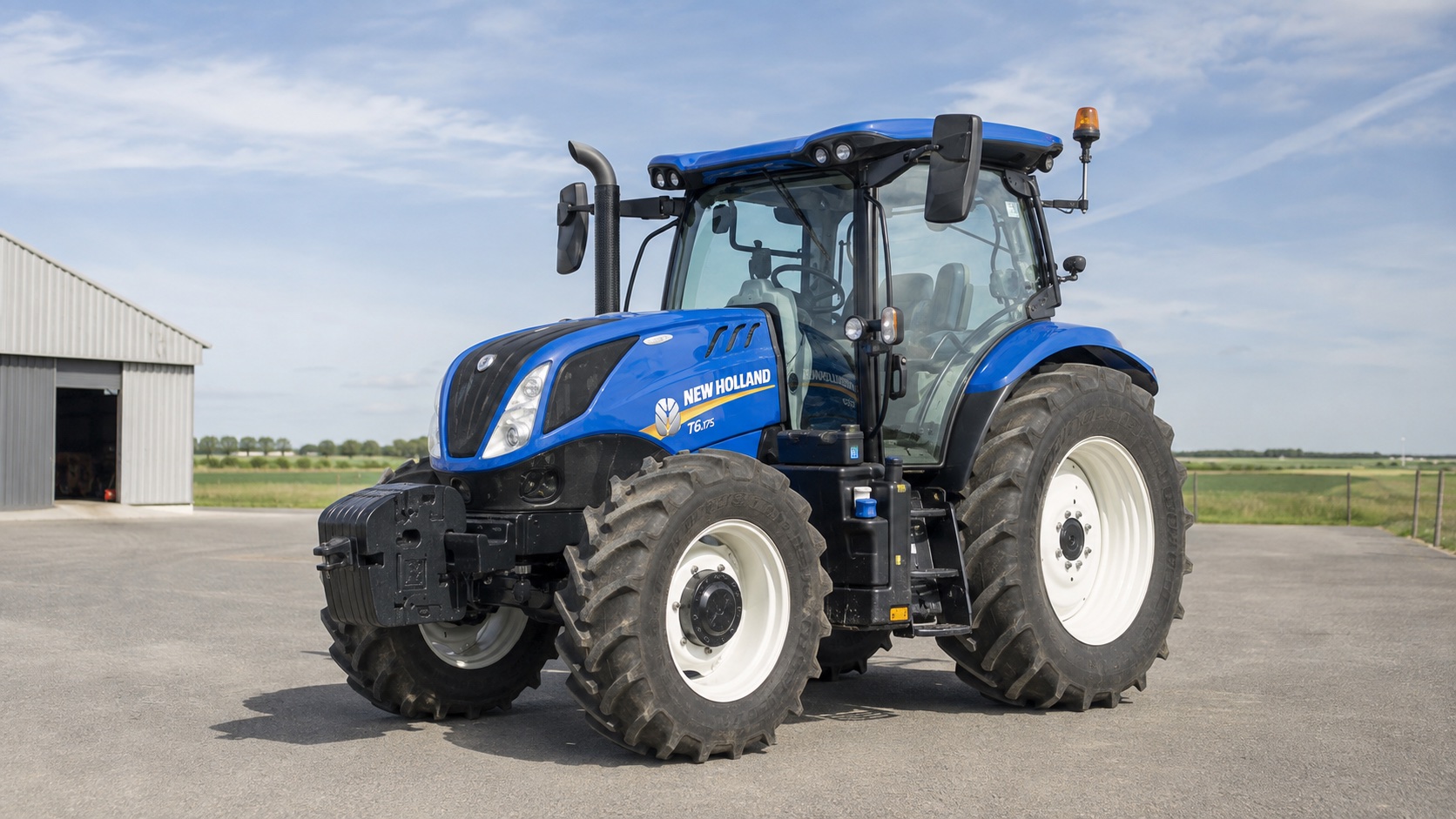 Tracteur New Holland T6.175 présenté dans un environnement agricole