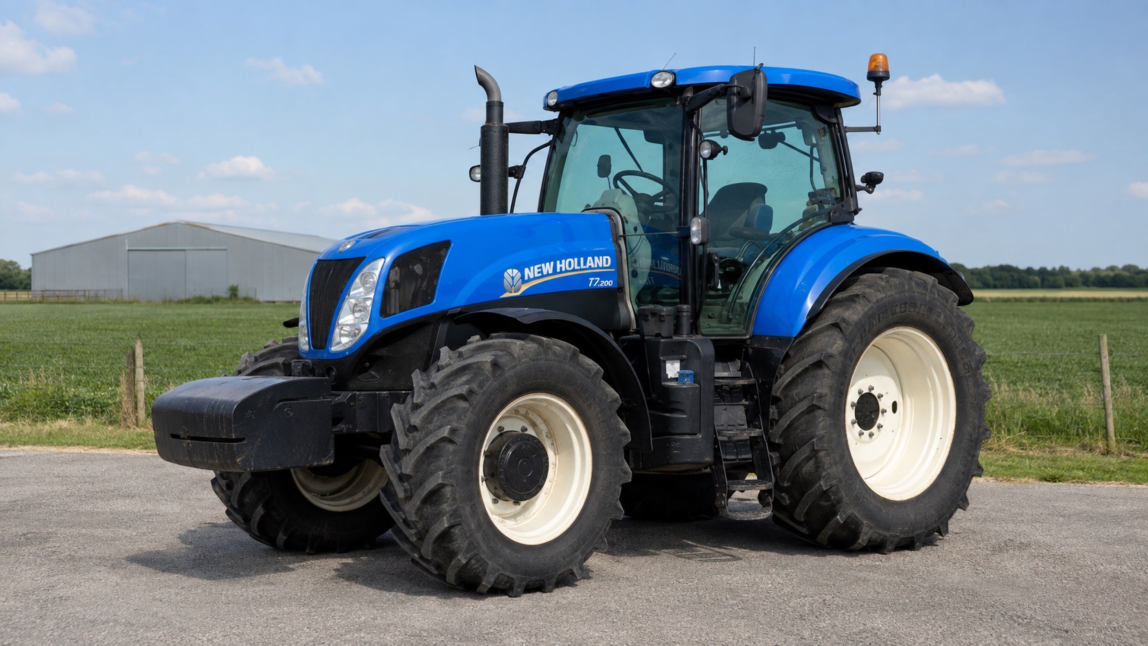 Tracteur New Holland T7.200 présenté dans un environnement agricole