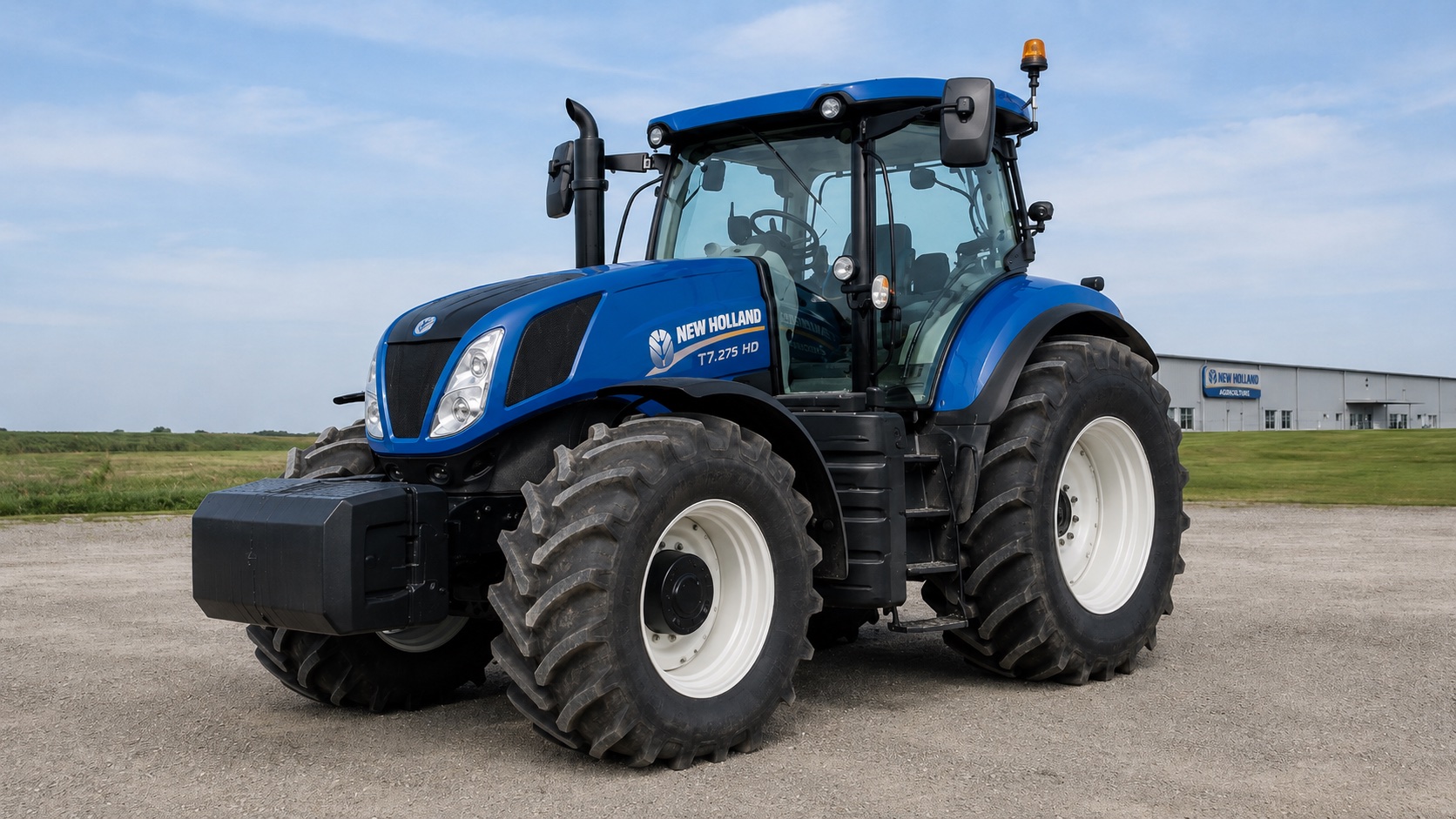 Tracteur New Holland T7.275 HD présenté dans un environnement agricole